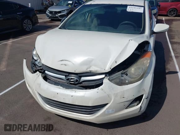 ✅ 2012 Hyundai Elantra Limited • VIN: 5NPDH4AE6CH113065 • Lot: 43195347. Listed on IAAI with 228,462 mi. Free auction sales archive from the USA and detailed vehicle history report at DreamBid. Image 6.