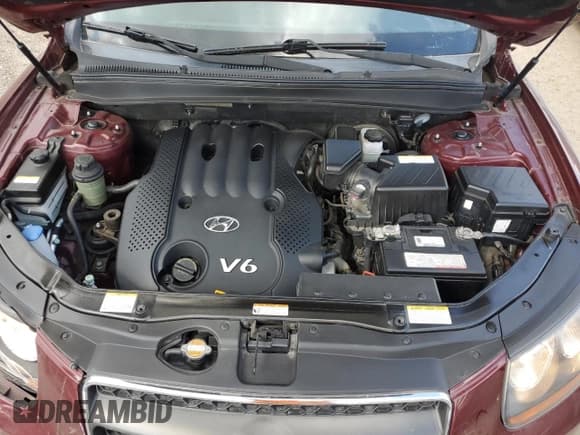 ✅ 2007 Hyundai Santa Fe GLS • VIN: 5NMSG13D07H104331 • Lot: 70223224. Listed on Copart with 24,401 mi. Free auction sales archive from the USA and detailed vehicle history report at DreamBid. Image 12.