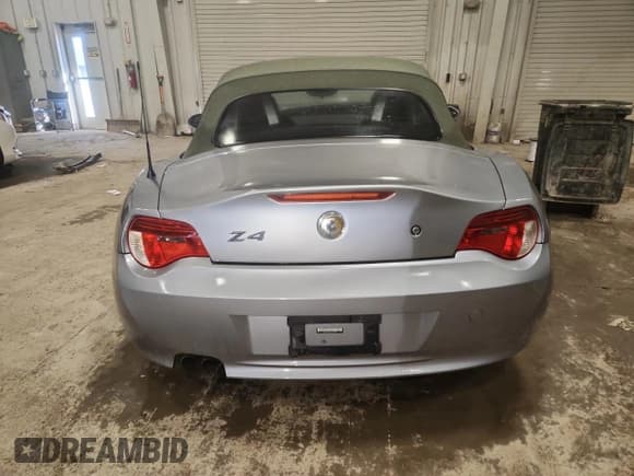 ✅ 2006 BMW Z4 3.0i • VIN: 4USBU33586LW67759 • Лот: 91785915. Опубликован ранее на Copart с пробегом 70 003 миль. Бесплатный доступ к архиву аукционных продаж из США и подробный отчёт об истории автомобиля на DreamBid. Изображение 6.