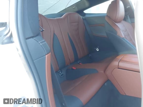 ✅ 2024 BMW 8 Series 840i • VIN: WBAAE4C05RCR08896 • Lot: 43613152. Listed on IAAI with 2,999 mi. Free auction sales archive from the USA and detailed vehicle history report at DreamBid. Image 8.