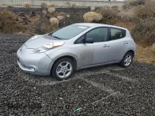 ✅ 2013 Nissan LEAF S • VIN: 1N4AZ0CP5DC422259 • Лот: 92717145. Опубликован ранее на Copart с пробегом 82 678 миль. Бесплатный доступ к архиву аукционных продаж из США и подробный отчёт об истории автомобиля на DreamBid. Изображение 1.