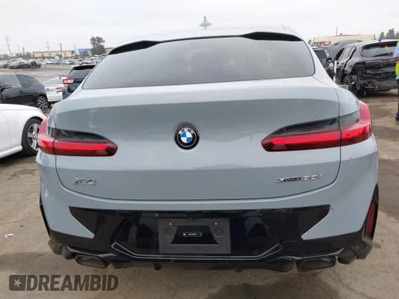 ✅ 2025 BMW X4 xDrive30i • VIN: 5UX33DT07S9X69129 • Lot: 42431922. Listed on IAAI with 4,234 mi. Free auction sales archive from the USA and detailed vehicle history report at DreamBid. Image 15.