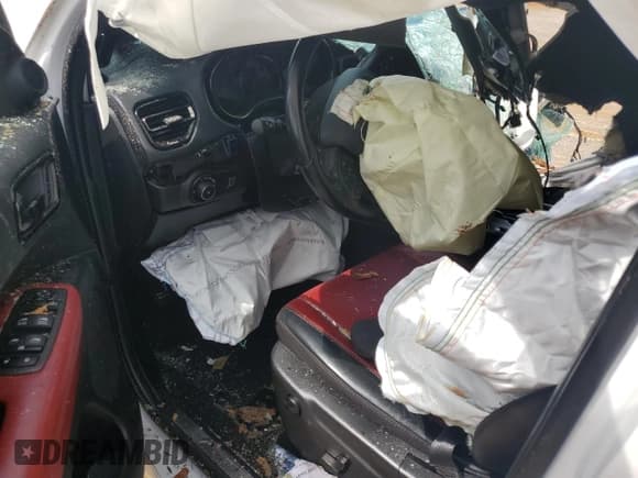 ✅ 2022 Dodge Durango R/T • VIN: 1C4SDJCT7NC230522 • Lot: 64984785. Wystawiony na Copart z przebiegiem 59 090 mil. Bezpłatny archiwum sprzedaży aukcyjnych z USA i szczegółowy raport historii pojazdu na DreamBid. Zdjęcie 8.