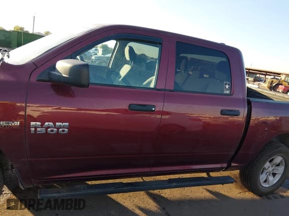 ✅ 2018 Ram 1500 Express • VIN: 1C6RR6KT6JS305104 • Lot: 43786974. Listed on IAAI with 122,252 mi. Free auction sales archive from the USA and detailed vehicle history report at DreamBid. Image 15.