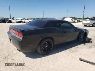 ✅ 2013 Dodge Challenger R/T Plus • VIN: 2C3CDYBT2DH604923 • Lot: 66301564. Wystawiony na Copart z przebiegiem Nie podano. Bezpłatny archiwum sprzedaży aukcyjnych z USA i szczegółowy raport historii pojazdu na DreamBid. Zdjęcie 3.