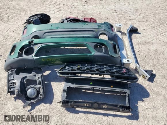 ✅ 2024 MINI Countryman Cooper S • VIN: WMZ83BR05R3R58989 • Lot: 48300865. Listed on Copart with 158,983 mi. Free auction sales archive from the USA and detailed vehicle history report at DreamBid. Image 13.