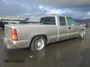 ✅ 2000 Chevrolet Silverado 1500 LS • VIN: 2GCEC19T1Y1277823 • Lot: 93147085. Listed on Copart with 171,075 mi. Free auction sales archive from the USA and detailed vehicle history report at DreamBid. Image 3.
