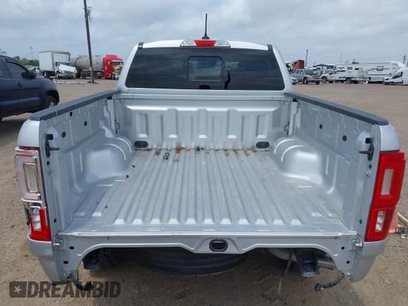 ✅ 2019 Ford Ranger XL • VIN: 1FTER4EH0KLA68382 • Lot: 42156760. Wystawiony na IAAI z przebiegiem 21 950 mil. Bezpłatny archiwum sprzedaży aukcyjnych z USA i szczegółowy raport historii pojazdu na DreamBid. Zdjęcie 6.