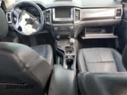 ✅ 2019 Ford Ranger Lariat • VIN: 1FTER4FH6KLA30797 • Lot: 86252145. Wystawiony na Copart z przebiegiem 69 940 mil. Bezpłatny archiwum sprzedaży aukcyjnych z USA i szczegółowy raport historii pojazdu na DreamBid. Zdjęcie 8.