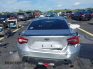 ✅ 2020 Subaru BRZ Limited • VIN: JF1ZCAC12L9702237 • Lot: 42743027. Wystawiony na IAAI z przebiegiem 62 616 mil. Bezpłatny archiwum sprzedaży aukcyjnych z USA i szczegółowy raport historii pojazdu na DreamBid. Zdjęcie 16.