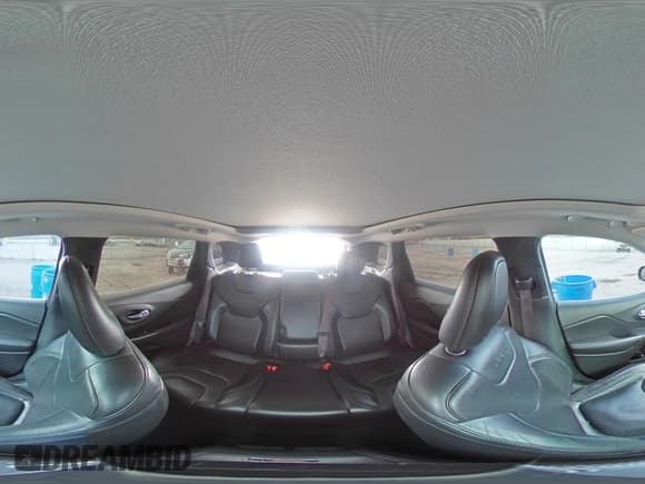 ✅ 2019 Jeep Cherokee Limited • VIN: 1C4PJMDX0KD310560 • Lot: 90655075. Listed on Copart with 116,524 mi. Free auction sales archive from the USA and detailed vehicle history report at DreamBid. Image 16.