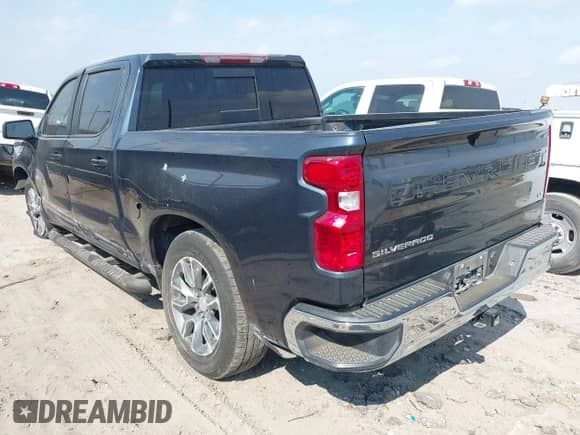 2022 Chevrolet Silverado 1500 LT z VIN 1GCPWCED8NZ104295, wystawiony jako IAAI lot #42053778 z przebiegiem 65 737 mil mil oraz . Historia ofert i sprzedaży dostępna na DreamBid. Obrazek 3.