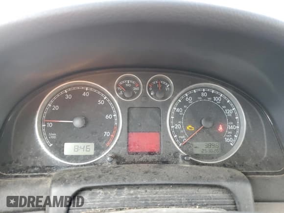 ✅ 2004 Volkswagen Passat GLS • VIN: WVWPD63B84P200382 • Lot: 71932095. Listed on Copart with 253,626 mi. Free auction sales archive from the USA and detailed vehicle history report at DreamBid. Image 9.