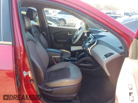 2013 Hyundai Tucson GLS с VIN KM8JU3AC1DU547081, выставлен на аукционе IAAI как лот 43605992 с пробегом 172 811 миль миль и . История ставок и продаж доступна на DreamBid. Изображение 5.