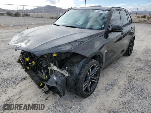 ✅ 2018 BMW X5 M • VIN: 5YMKT6C5XJ0Y83320 • Lot: 69902062. Wystawiony na Copart z przebiegiem 38 383 mil. Bezpłatny archiwum sprzedaży aukcyjnych z USA i szczegółowy raport historii pojazdu na DreamBid. Zdjęcie 1.