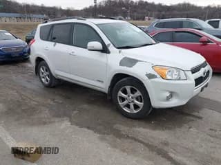 ✅ 2010 Toyota RAV4 Limited • VIN: 2T3YF4DV6AW017087 • Лот: 41546168. Опубликован ранее на IAAI с пробегом 249 218 миль. Бесплатный доступ к архиву аукционных продаж из США и подробный отчёт об истории автомобиля на DreamBid. Изображение 1.
