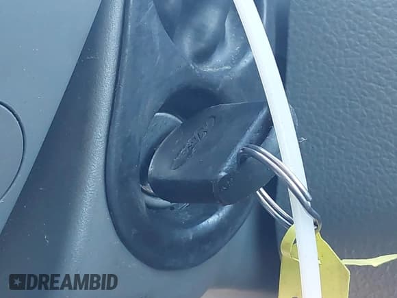 ✅ 2004 Ford F-150 XLT • VIN: 1FTPX14594FA10938 • Lot: 43439194. Wystawiony na IAAI z przebiegiem 266 760 mil. Bezpłatny archiwum sprzedaży aukcyjnych z USA i szczegółowy raport historii pojazdu na DreamBid. Zdjęcie 11.