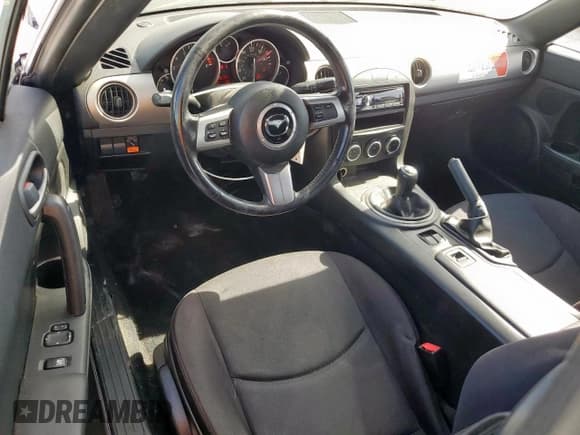 ✅ 2011 Mazda MX-5 Miata Touring • VIN: JM1NC2LF6B0219573 • Lot: 66368475. Listed on Copart with 86,727 mi. Free auction sales archive from the USA and detailed vehicle history report at DreamBid. Image 8.