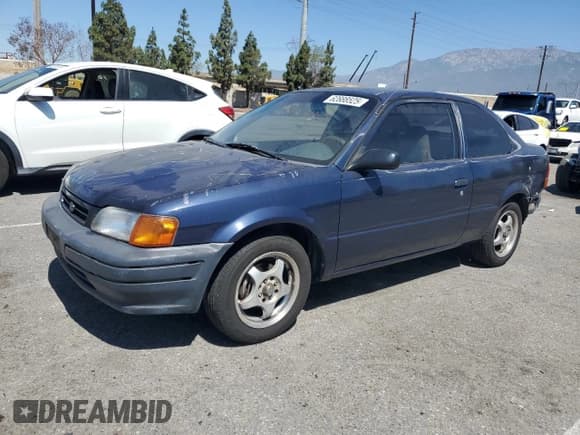 ✅ 1997 Toyota Tercel CE • VIN: JT2AC52L6V0208268 • Lot: 62888525. Wystawiony na Copart z przebiegiem 244 008 mil. Bezpłatny archiwum sprzedaży aukcyjnych z USA i szczegółowy raport historii pojazdu na DreamBid. Zdjęcie 1.