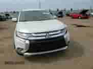 2018 Mitsubishi Outlander SE with VIN JA4AD3A34JZ000335, listed as a Copart auction lot 81208565 with 131,558 mi miles and Salvage title. Bid and sale history available at DreamBid. Image 13.