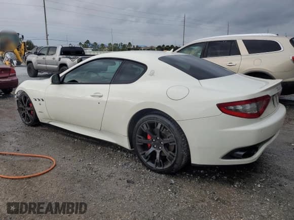 ✅ 2014 Maserati GranTurismo Sport • VIN: ZAM45VLA1E0124706 • Lot: 84675664. Wystawiony na Copart z przebiegiem 65 228 mil. Bezpłatny archiwum sprzedaży aukcyjnych z USA i szczegółowy raport historii pojazdu na DreamBid. Zdjęcie 2.