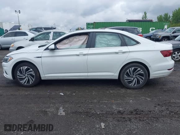 ✅ 2020 Volkswagen Jetta SEL • VIN: 3VWEB7BU9LM013708 • Лот: 42310338. Опубликован ранее на IAAI с пробегом 43 259 миль. Бесплатный доступ к архиву аукционных продаж из США и подробный отчёт об истории автомобиля на DreamBid. Изображение 14.