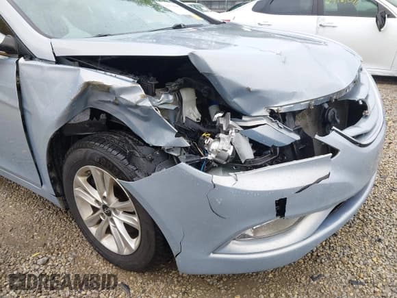 ✅ 2013 Hyundai Sonata GLS • VIN: 5NPEB4AC2DH635858 • Лот: 43556600. Опубликован ранее на IAAI с пробегом 106 009 миль. Бесплатный доступ к архиву аукционных продаж из США и подробный отчёт об истории автомобиля на DreamBid. Изображение 6.