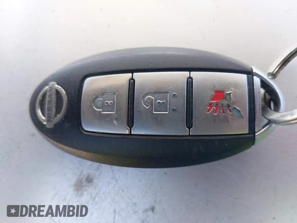 ✅ 2011 Nissan Versa S • VIN: 3N1BC1CP7BL393468 • Lot: 43861100. Wystawiony na IAAI z przebiegiem 171 793 mil. Bezpłatny archiwum sprzedaży aukcyjnych z USA i szczegółowy raport historii pojazdu na DreamBid. Zdjęcie 11.