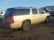 ✅ 2008 GMC Yukon XL SLT 4SB • VIN: 1GKFC16028R235686 • Lot: 42537455. Wystawiony na IAAI z przebiegiem 282 634 mil. Bezpłatny archiwum sprzedaży aukcyjnych z USA i szczegółowy raport historii pojazdu na DreamBid. Zdjęcie 4.