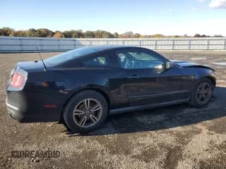 ✅ 2011 Ford Mustang Premium • VIN: 1ZVBP8AM7B5158469 • Lot: 90377125. Wystawiony na Copart z przebiegiem 84 083 mil. Bezpłatny archiwum sprzedaży aukcyjnych z USA i szczegółowy raport historii pojazdu na DreamBid. Zdjęcie 3.