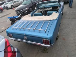 ✅ 1966 Ford Mustang • VIN: 6R08T191465 • Lot: 74263644. Wystawiony na Copart z przebiegiem 54 288 mil. Bezpłatny archiwum sprzedaży aukcyjnych z USA i szczegółowy raport historii pojazdu na DreamBid. Zdjęcie 6.