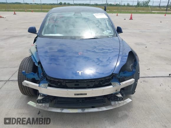 ✅ 2022 Tesla Model 3 Long Range • VIN: 5YJ3E1EB2NF246443 • Lot: 42179219. Wystawiony na IAAI z przebiegiem Nie podano. Bezpłatny archiwum sprzedaży aukcyjnych z USA i szczegółowy raport historii pojazdu na DreamBid. Zdjęcie 12.