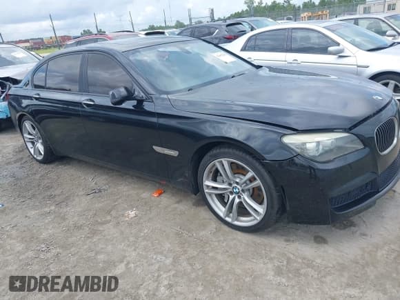 ✅ 2012 BMW 7 Series 750Li • VIN: WBAKB8C57CDX20821 • Лот: 42492265. Опубликован ранее на IAAI с пробегом 116 348 миль. Бесплатный доступ к архиву аукционных продаж из США и подробный отчёт об истории автомобиля на DreamBid. Изображение 1.