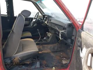 ✅ 1982 Datsun 720 • VIN: JN6MD06S1CW137140 • Lot: 42728990. Wystawiony na IAAI z przebiegiem 79 188 mil. Bezpłatny archiwum sprzedaży aukcyjnych z USA i szczegółowy raport historii pojazdu na DreamBid. Zdjęcie 5.