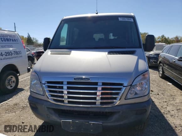 ✅ 2012 Freightliner Sprinter • VIN: WCDPE7CC6C5628816 • Лот: 74807904. Опубликован ранее на Copart с пробегом 156 315 миль. Бесплатный доступ к архиву аукционных продаж из США и подробный отчёт об истории автомобиля на DreamBid. Изображение 5.