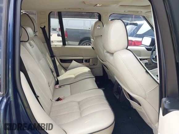 ✅ 2011 Land Rover Range Rover SC • VIN: SALMF1E4XBA341400 • Лот: 42414485. Опубликован ранее на IAAI с пробегом 150 907 миль. Бесплатный доступ к архиву аукционных продаж из США и подробный отчёт об истории автомобиля на DreamBid. Изображение 8.