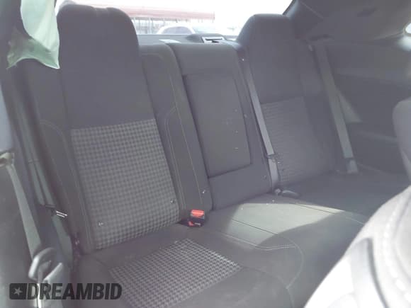 ✅ 2020 Dodge Challenger SXT • VIN: 2C3CDZAG5LH184776 • Lot: 43337407. Wystawiony na IAAI z przebiegiem 98 315 mil. Bezpłatny archiwum sprzedaży aukcyjnych z USA i szczegółowy raport historii pojazdu na DreamBid. Zdjęcie 8.