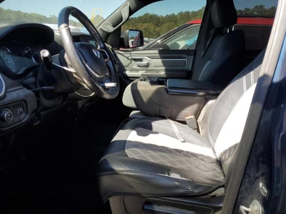 2021 Ram 1500 Big Horn with VIN 1C6SRFMT5MN819527, listed as a Copart auction lot 84005515 with 66,286 mi miles and Salvage title. Bid and sale history available at DreamBid. Image 7.