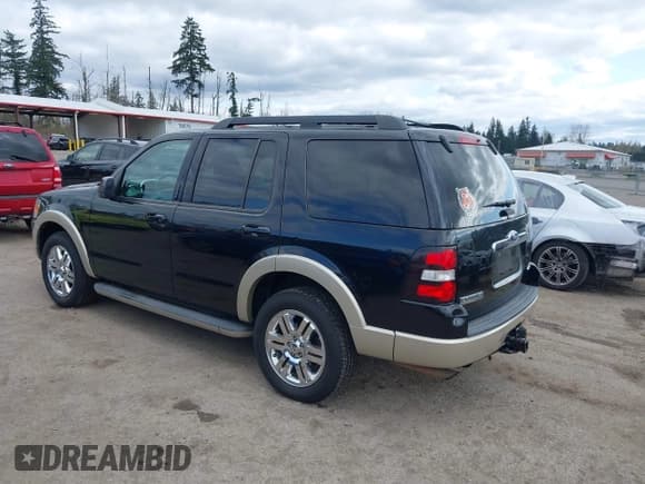 ✅ 2010 Ford Explorer Eddie Bauer • VIN: 1FMEU7EE4AUB13771 • Lot: 41957268. Wystawiony na IAAI z przebiegiem 169 575 mil. Bezpłatny archiwum sprzedaży aukcyjnych z USA i szczegółowy raport historii pojazdu na DreamBid. Zdjęcie 3.