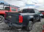 2020 Chevrolet Colorado 4WD Z71 z VIN 1GCHTDEN5L1136144, wystawiony jako Copart lot #50817325 z przebiegiem 42 248 mil mil oraz Szkoda całkowita • Salvage title. Historia ofert i sprzedaży dostępna na DreamBid. Obrazek 3.