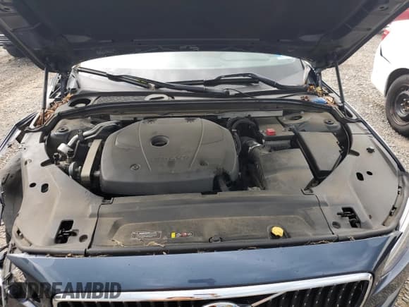 ✅ 2018 Volvo V90 • VIN: YV4102NK2J1022455 • Лот: 61338505. Опубликован ранее на Copart с пробегом 100 796 миль. Бесплатный доступ к архиву аукционных продаж из США и подробный отчёт об истории автомобиля на DreamBid. Изображение 12.