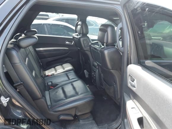 ✅ 2016 Dodge Durango R/T • VIN: 1C4SDHCT2GC437461 • Lot: 42773647. Wystawiony na IAAI z przebiegiem 185 358 mil. Bezpłatny archiwum sprzedaży aukcyjnych z USA i szczegółowy raport historii pojazdu na DreamBid. Zdjęcie 8.