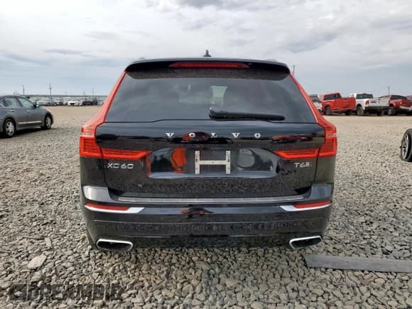 ✅ 2018 Volvo XC60 Inscription • VIN: LYVA22RL5JB101661 • Lot: 70474965. Listed on Copart with 73,181 mi. Free auction sales archive from the USA and detailed vehicle history report at DreamBid. Image 6.