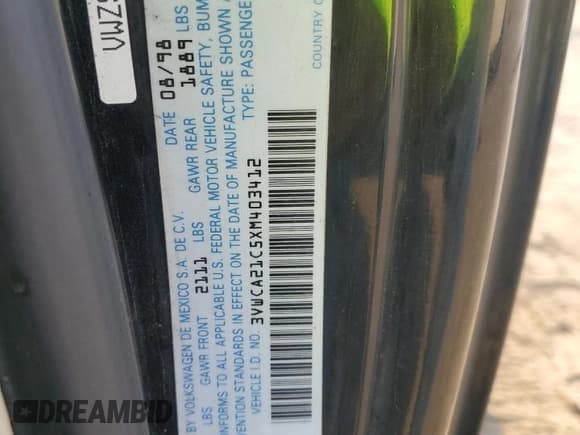 ✅ 1999 Volkswagen Beetle GLS • VIN: 3VWCA21C5XM403412 • Лот: 67034555. Опубликован ранее на Copart с пробегом 150 377 миль. Бесплатный доступ к архиву аукционных продаж из США и подробный отчёт об истории автомобиля на DreamBid. Изображение 12.