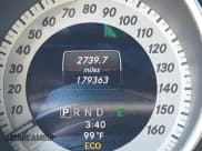 ✅ 2013 Mercedes-Benz C 300 Sport • VIN: WDDGF8AB1DR275539 • Лот: 42608207. Опубликован ранее на IAAI с пробегом 179 363 миль. Бесплатный доступ к архиву аукционных продаж из США и подробный отчёт об истории автомобиля на DreamBid. Изображение 16.