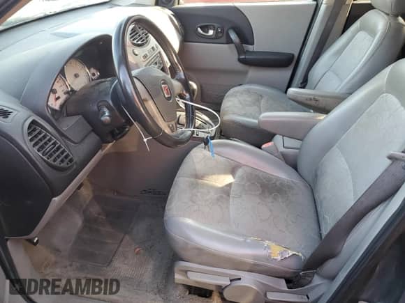 ✅ 2004 Saturn VUE V6 • VIN: 5GZCZ53474S882677 • Lot: 84681374. Wystawiony na Copart z przebiegiem 304 312 mil. Bezpłatny archiwum sprzedaży aukcyjnych z USA i szczegółowy raport historii pojazdu na DreamBid. Zdjęcie 7.