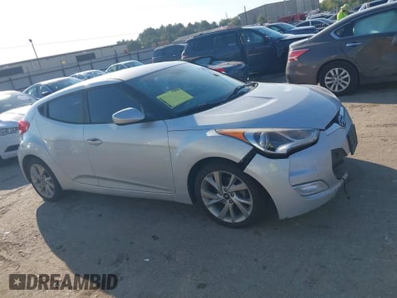 ✅ 2017 Hyundai Veloster Value Edition • VIN: KMHTC6AD7HU305732 • Lot: 43358586. Wystawiony na IAAI z przebiegiem 158 569 mil. Bezpłatny archiwum sprzedaży aukcyjnych z USA i szczegółowy raport historii pojazdu na DreamBid. Zdjęcie 13.
