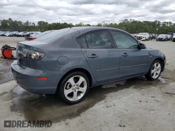 ✅ 2008 Mazda 3 Sport • VIN: JM1BK12F981866182 • Lot: 85206675. Wystawiony na Copart z przebiegiem 181 178 mil. Bezpłatny archiwum sprzedaży aukcyjnych z USA i szczegółowy raport historii pojazdu na DreamBid. Zdjęcie 3.