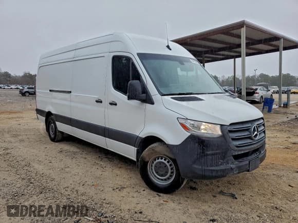 ✅ 2021 Mercedes-Benz Sprinter Cargo • VIN: W1Y40CHY6MT058997 • Лот: 94123025. Опубликован ранее на Copart с пробегом 116 002 миль. Бесплатный доступ к архиву аукционных продаж из США и подробный отчёт об истории автомобиля на DreamBid. Изображение 4.