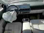 2023 Hyundai Ioniq 5 SEL z VIN KM8KNDAF6PU203381, wystawiony jako Copart lot #71627884 z przebiegiem 15 352 mil mil oraz Szkoda całkowita • Salvage title. Historia ofert i sprzedaży dostępna na DreamBid. Obrazek 8.